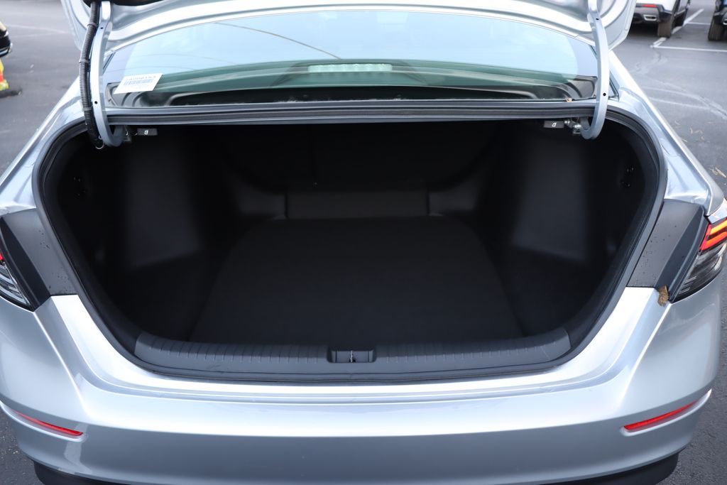 2025 Honda Accord SE 13