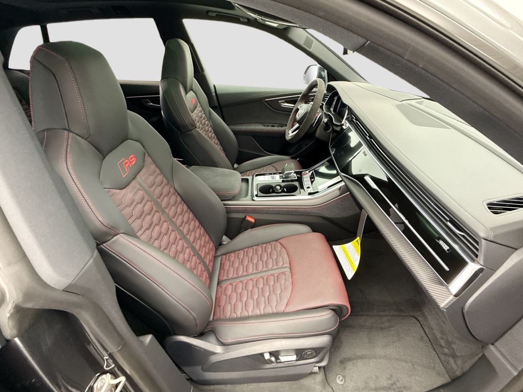 Thumbnail: 2026 Audi RS Q8 - 20