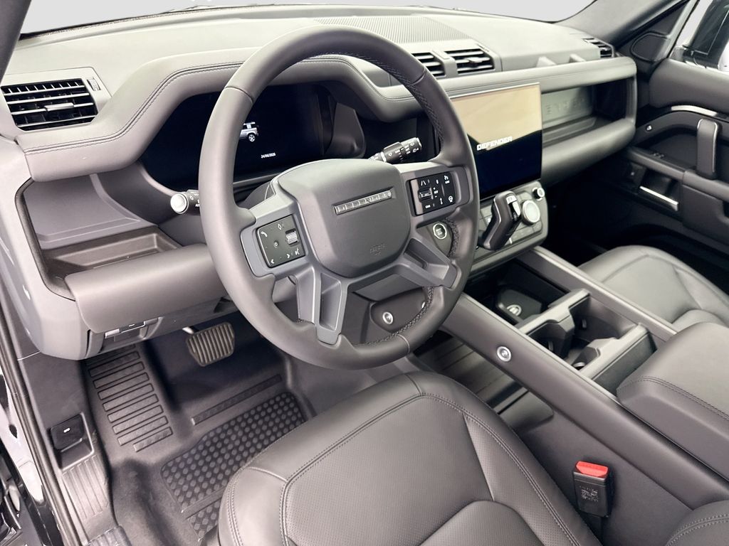 Thumbnail: 2026 Land Rover Defender - 9