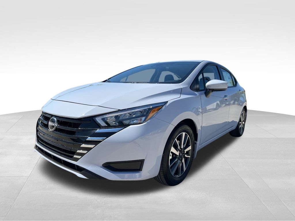 2025 Gray Sky Pearl Nissan Versa 1.6 SV FWD Sedan