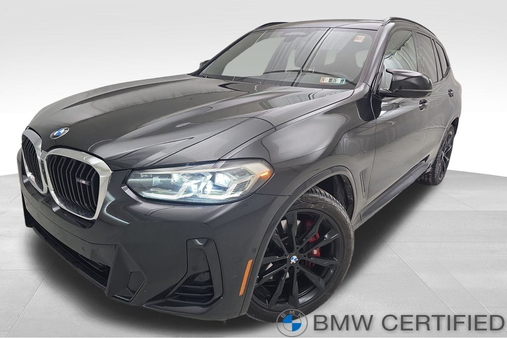 2022 BMW X3 40i's photo