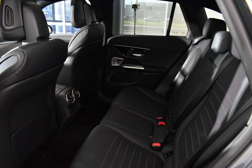 Thumbnail: 2023 Mercedes-Benz GLC - 28