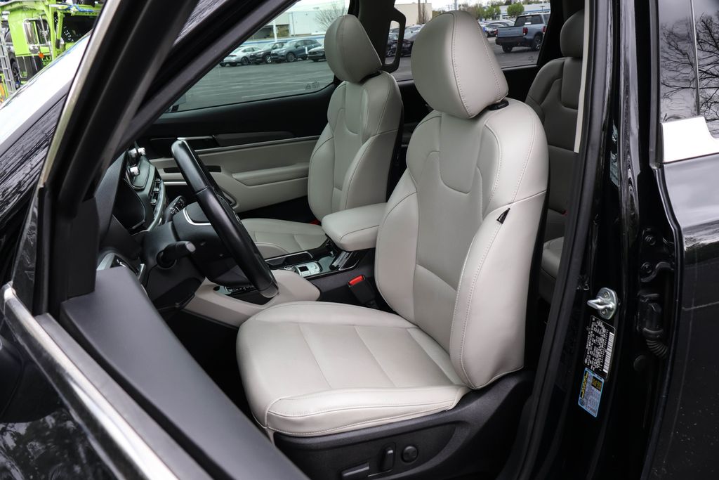 2021 Kia Telluride S 28