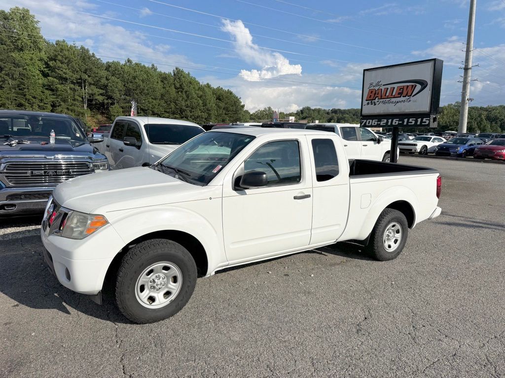 Glacier White 2018 Nissan Frontier Pickup Truck 4X2 5-Speed Automatic Overdrive