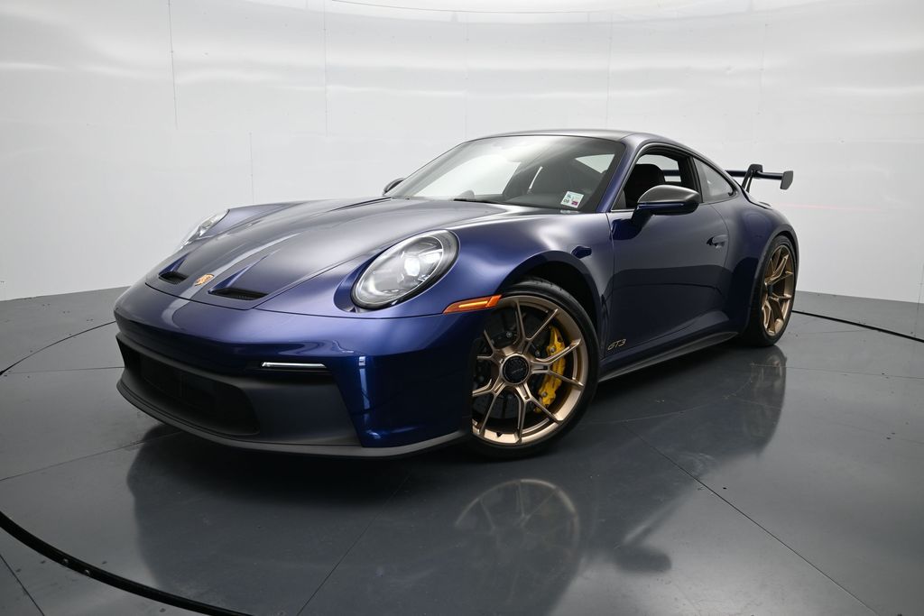 Gentian Blue Metallic 2022 Porsche 911 Coupe Rear-Wheel Drive 6-Speed Manual