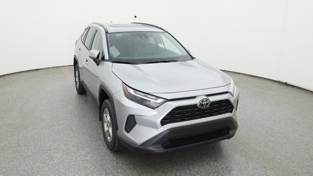 Thumbnail: 2025 Toyota RAV4 - 17