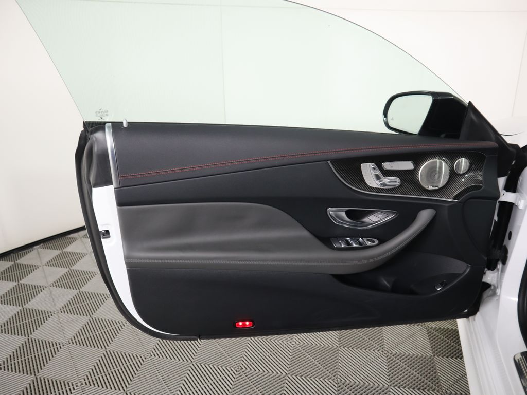 Thumbnail: 2022 Mercedes-Benz E-Class - 24