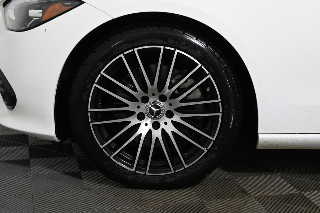 Thumbnail: 2023 Mercedes-Benz C-Class - 11