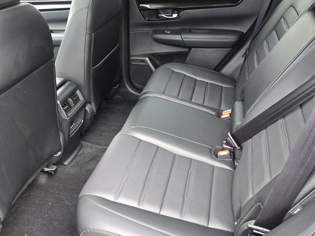 2025 Honda CR-V - $32,998