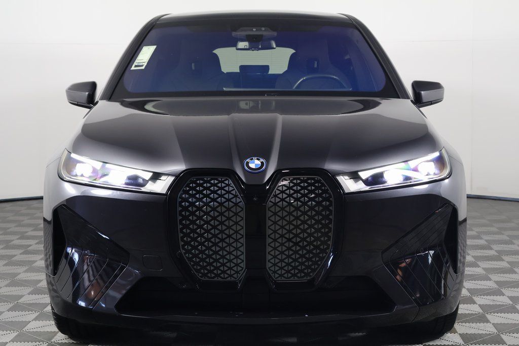 Thumbnail: 2024 BMW iX - 2