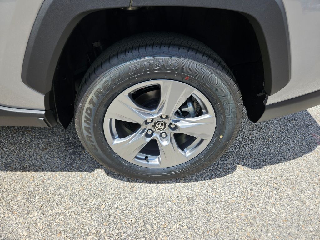 Thumbnail: 2024 Toyota RAV4 - 9