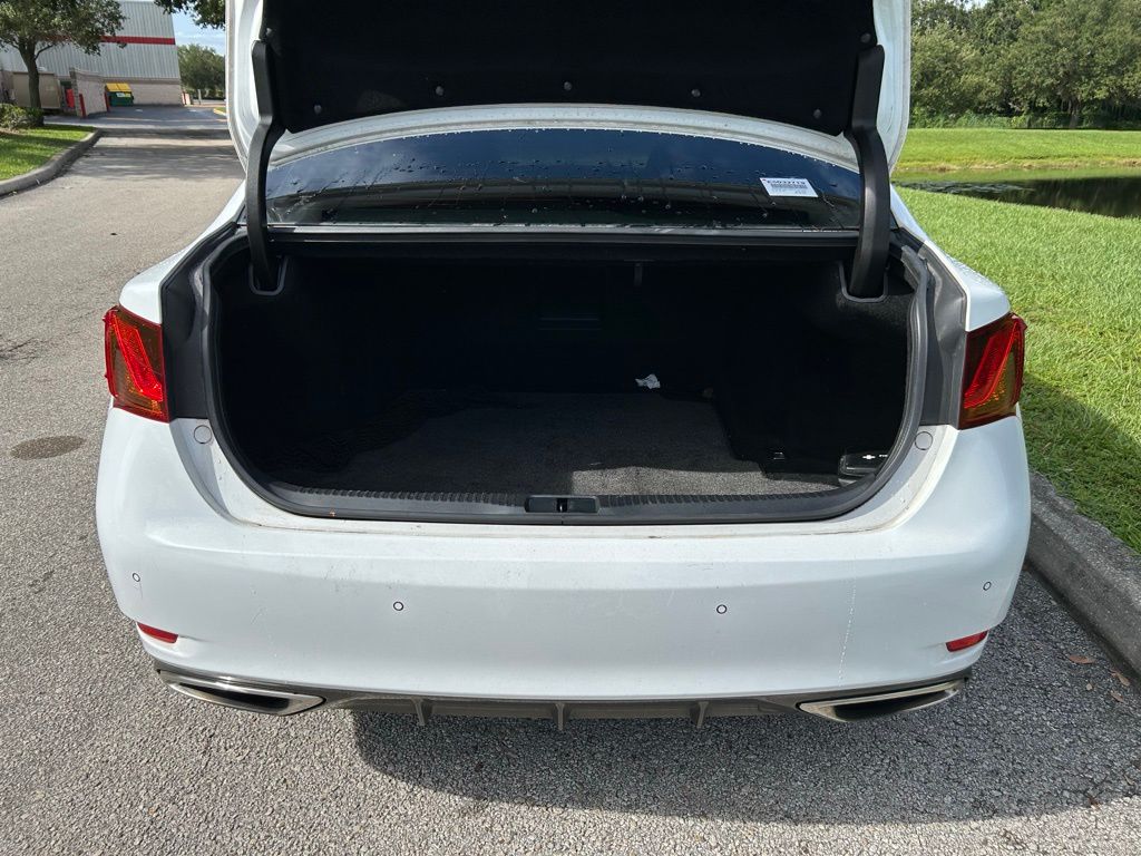 Thumbnail: 2014 Lexus GS - 10