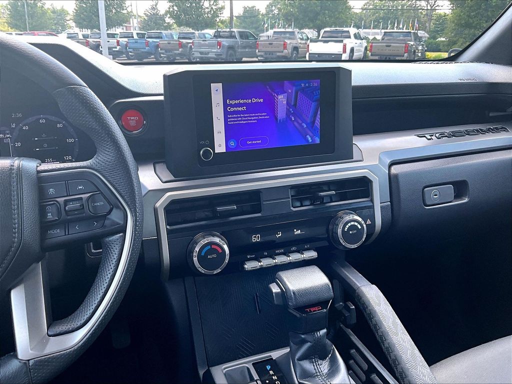 2024 Toyota Tacoma — photo 18