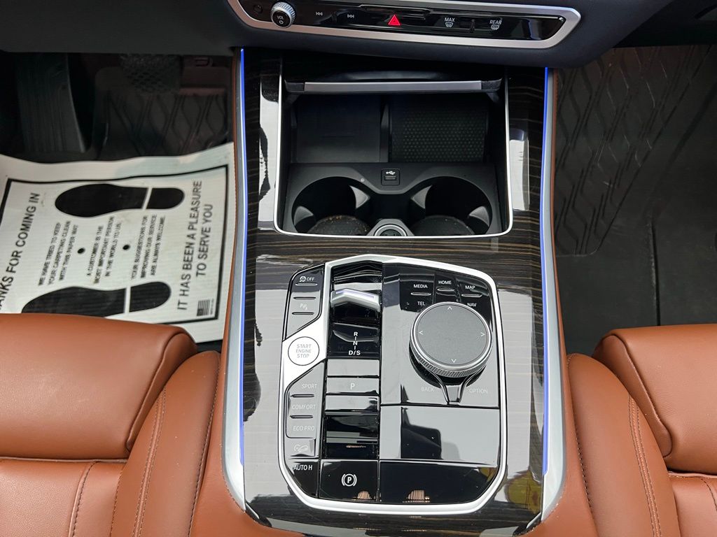 Thumbnail: 2024 BMW X5 - 12