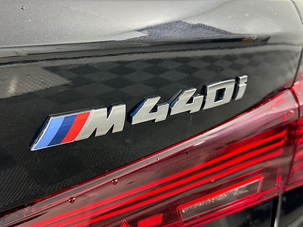 2025 BMW 4 Series M440i 21