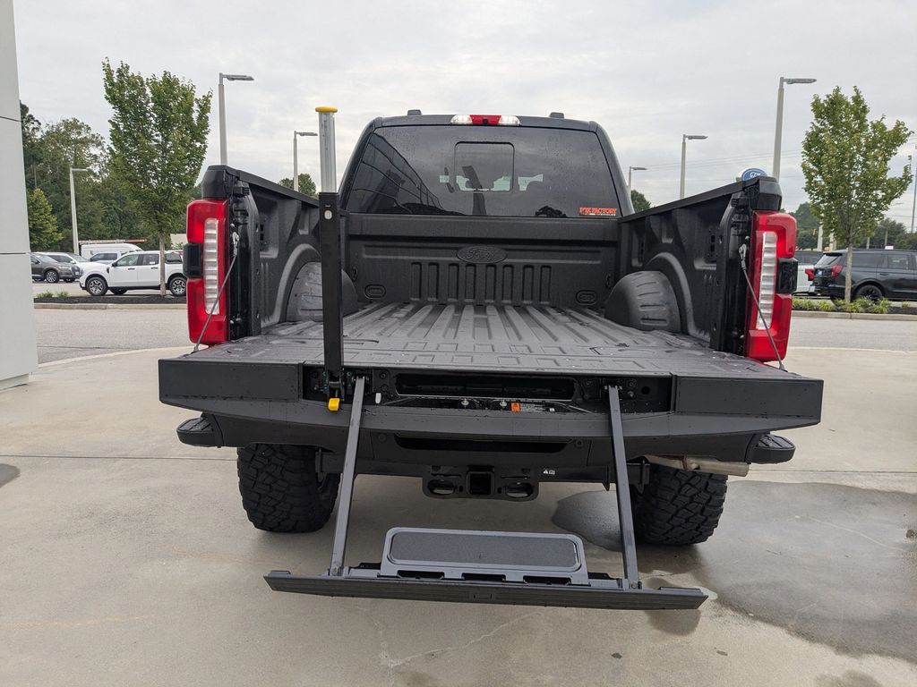 2025 Ford F-250 Super Duty Lariat