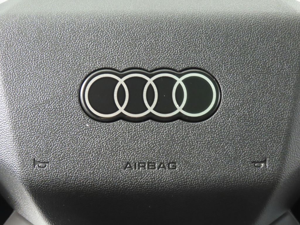 Thumbnail: 2023 Audi Q4 e-tron - 16