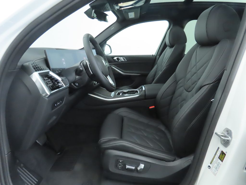 Thumbnail: 2025 BMW X5 - 20