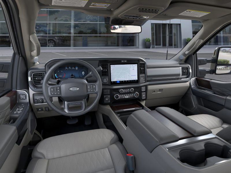 2025 Ford F-450 Super Duty Platinum