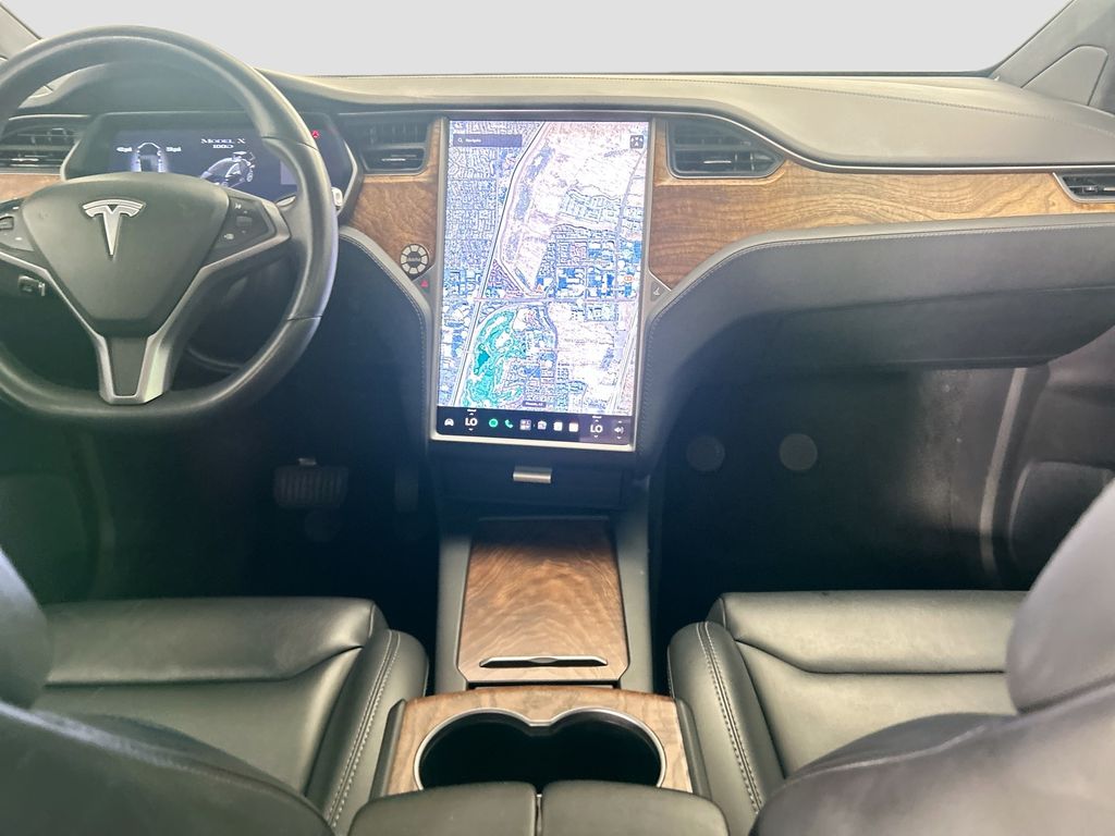 Thumbnail: 2018 Tesla Model X - 14
