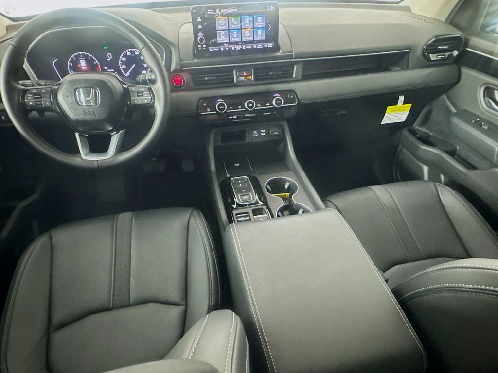 Used Car 2025 Honda Pilot  Ex-l For Sale Under $40,000 In Austin, Texas