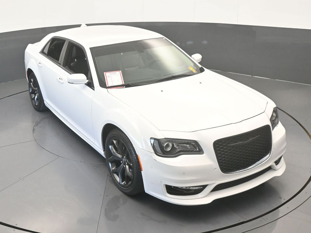 Used 2023 Bright White Clearcoat Chrysler Touring image 46