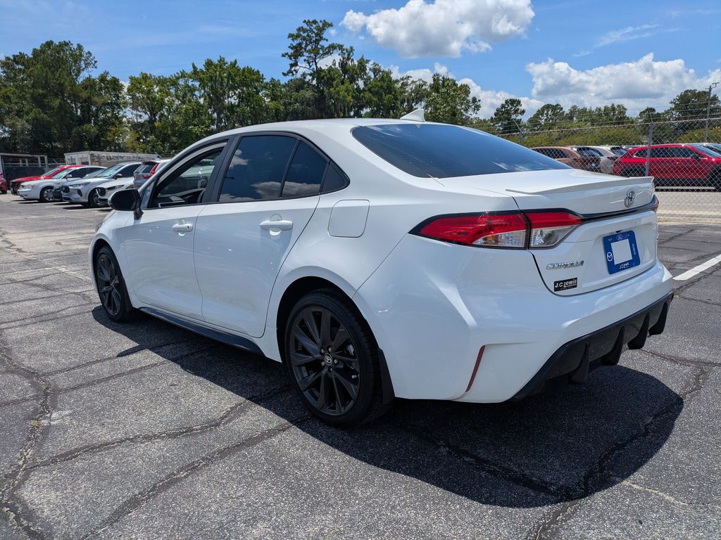 2025 Toyota Corolla SE