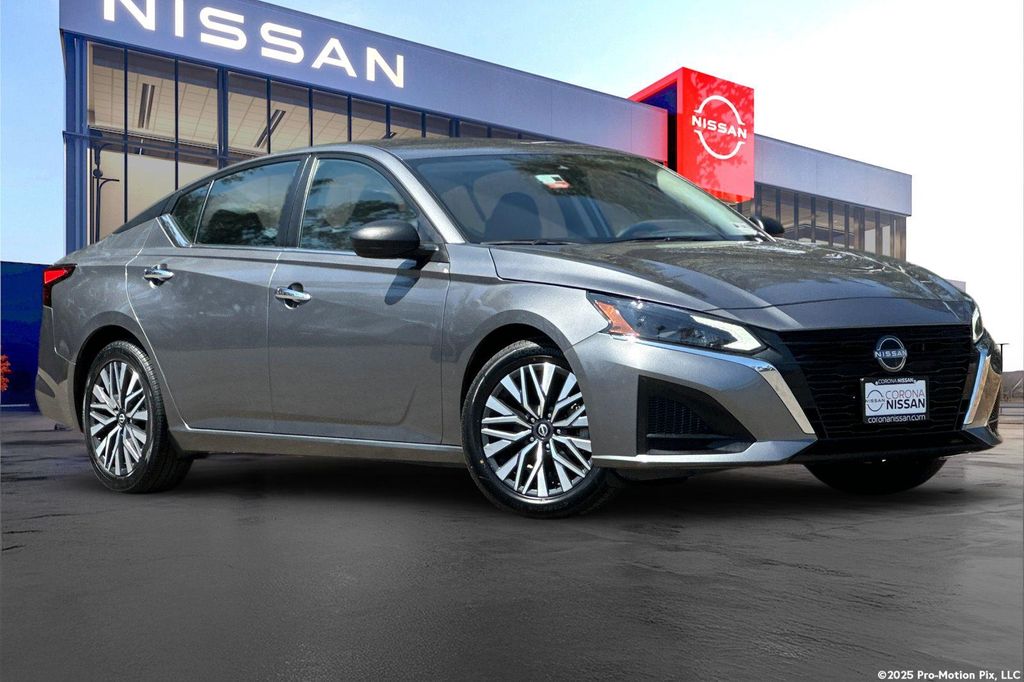 2024 Nissan Altima SV
