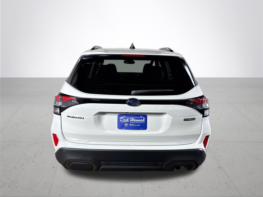 2025 Subaru Forester Sport photo 3
