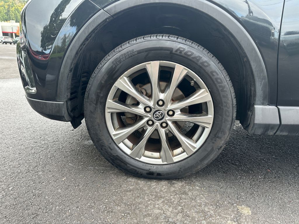 2016 Toyota RAV4 Hybrid Limited