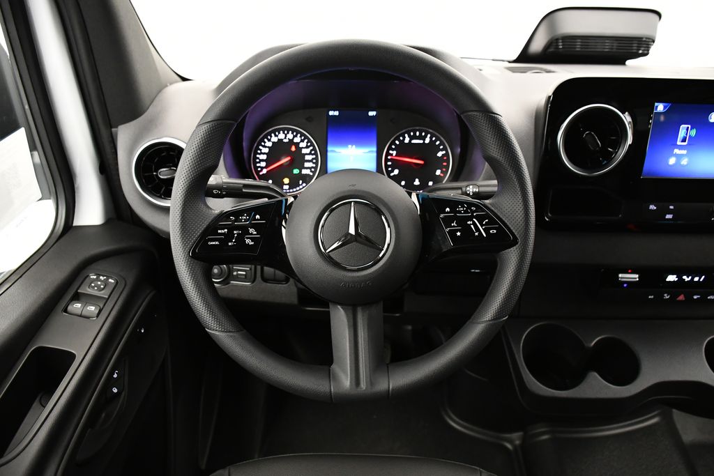 Thumbnail: 2026 Mercedes-Benz Sprinter - 14