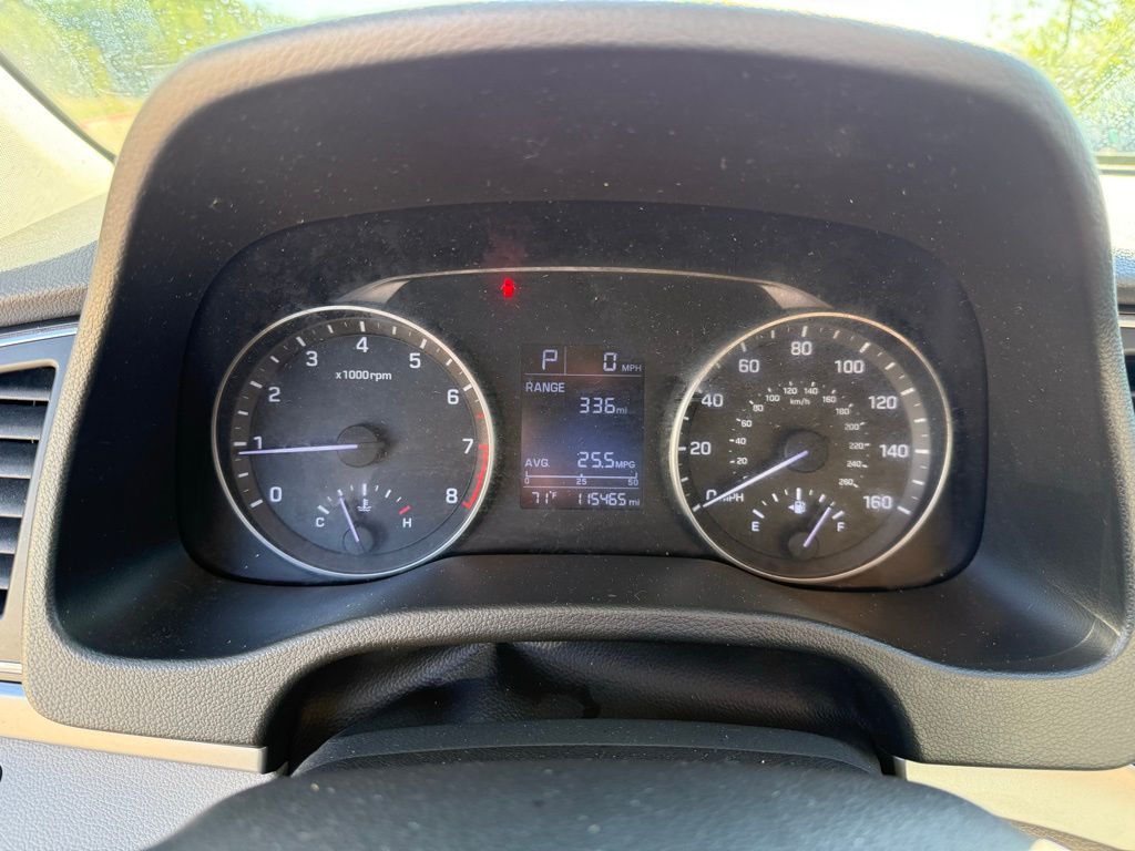 Thumbnail: 2017 Hyundai Elantra - 16