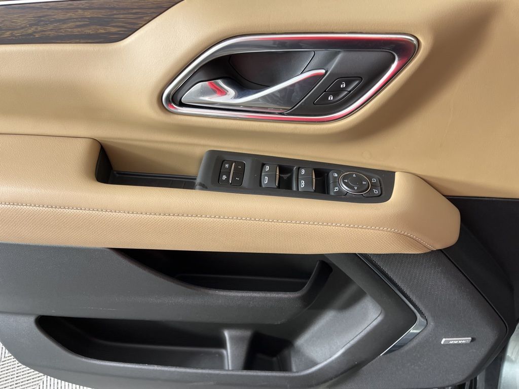 Thumbnail: 2023 Chevrolet Tahoe - 30