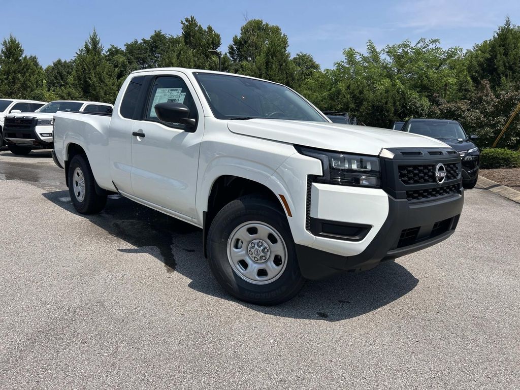 Glacier White 2026 Nissan Frontier Pickup Truck 4X2 9-Speed Automatic Overdrive