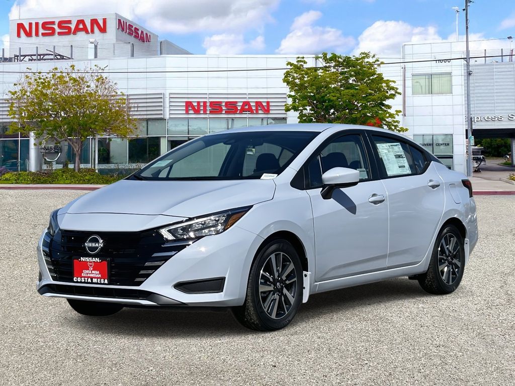2025 Nissan Versa 1.6 SV