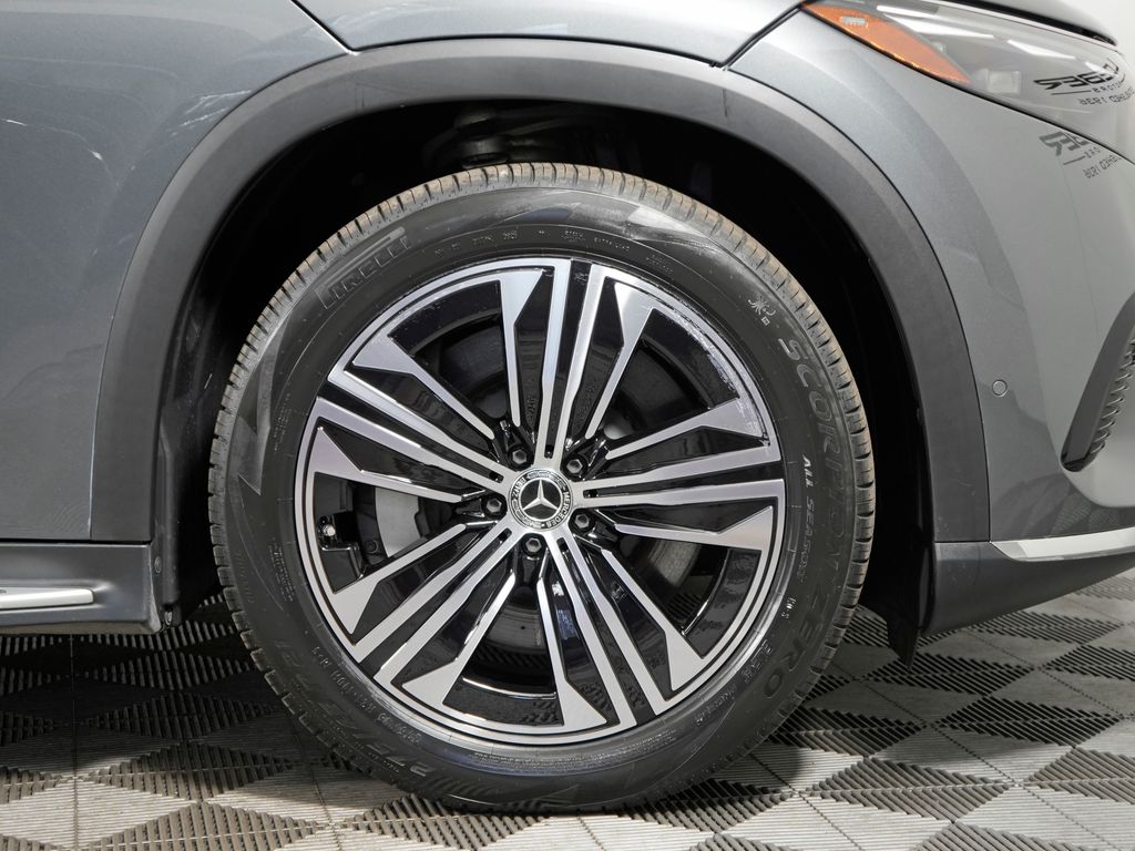 new 2023 Mercedes-Benz EQS car