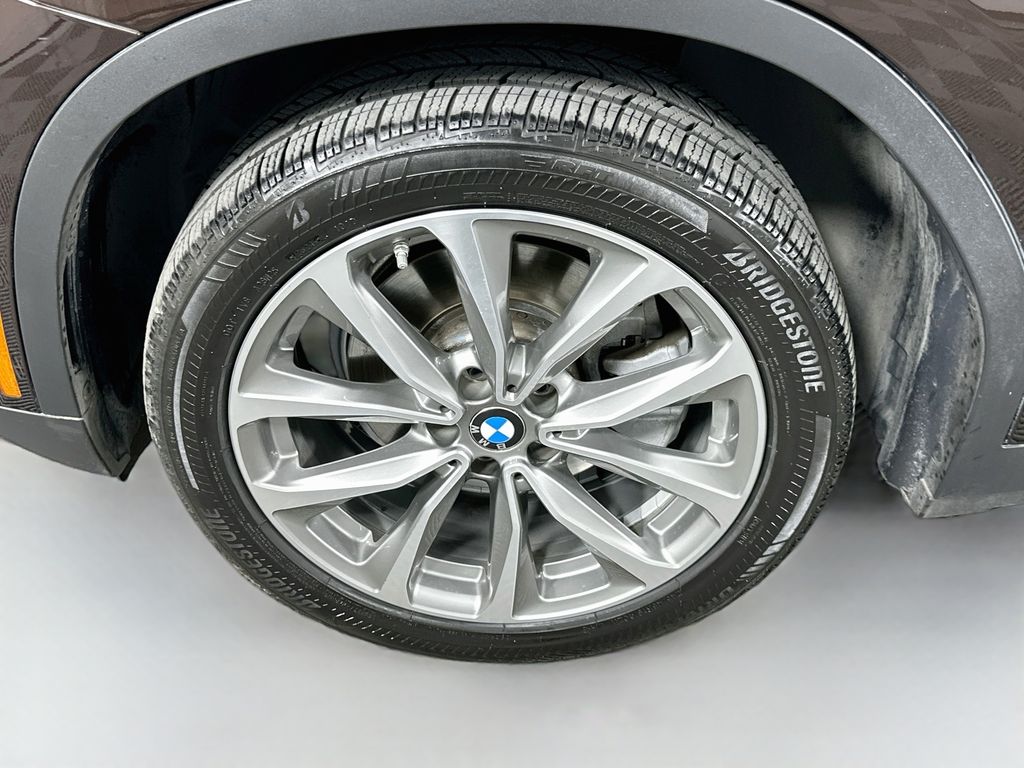 Thumbnail: 2019 BMW X3 - 32