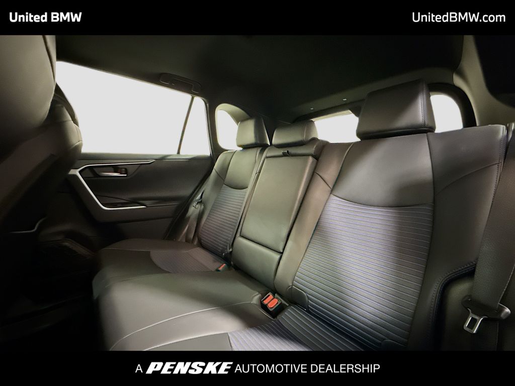 Thumbnail: 2020 Toyota RAV4 - 12