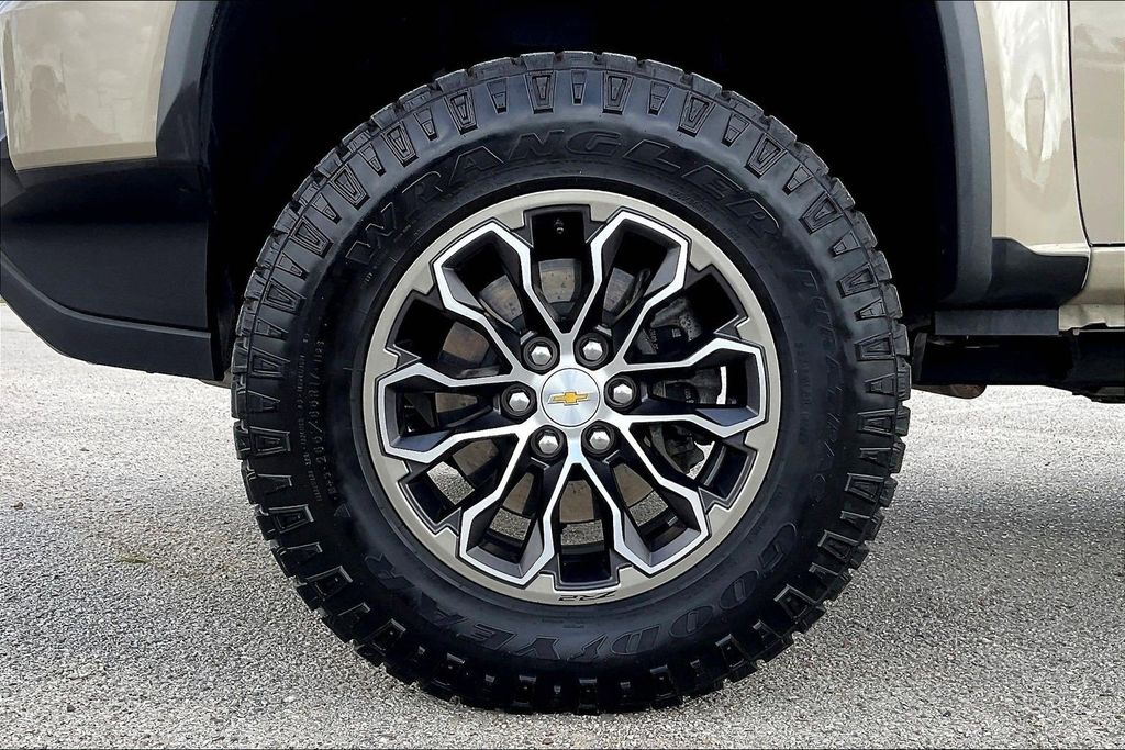 Used 2022 Chevrolet Colorado ZR2 4D Crew Cab