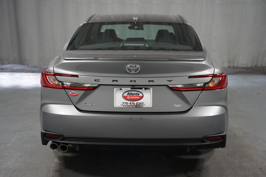 2025 Toyota Camry SE 7