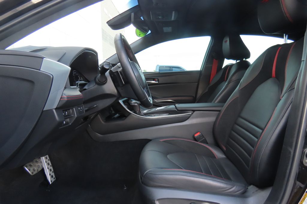 Thumbnail: 2021 Toyota Avalon - 18