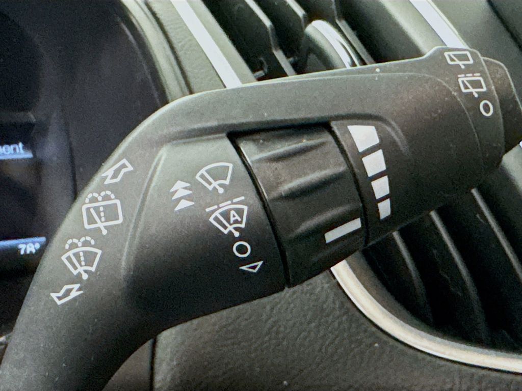 Used Car 2022 Ford Edge  Titanium For Sale Under $30,000 In Austin, Texas