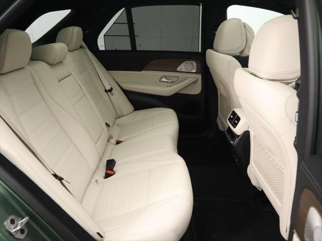 Thumbnail: 2026 Mercedes-Benz GLE - 24