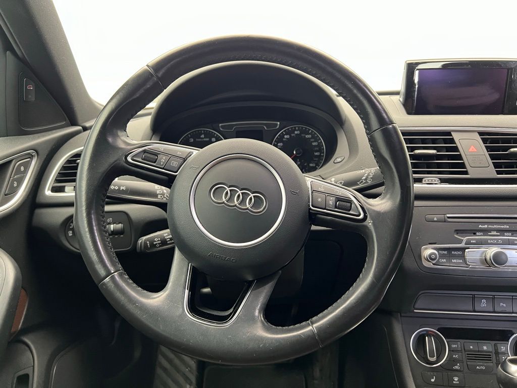 Thumbnail: 2017 Audi Q3 - 16