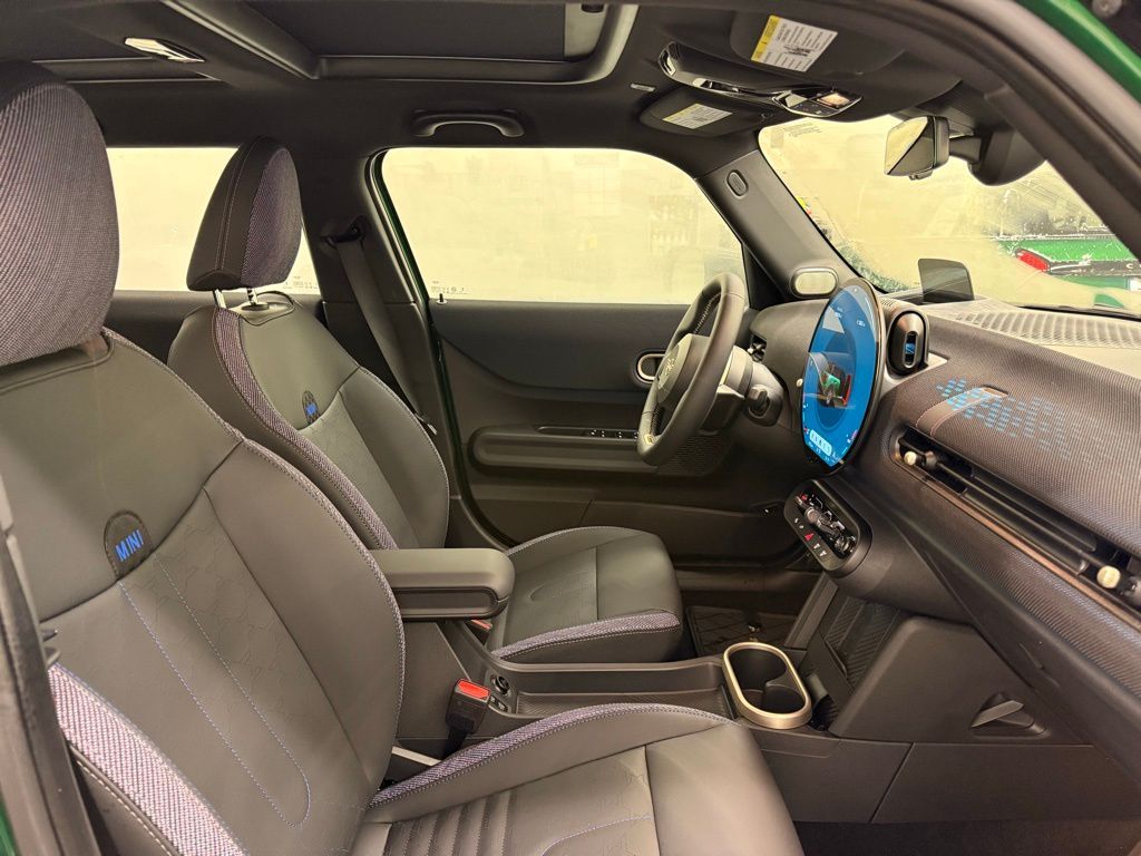 Thumbnail: 2026 MINI Cooper - 29