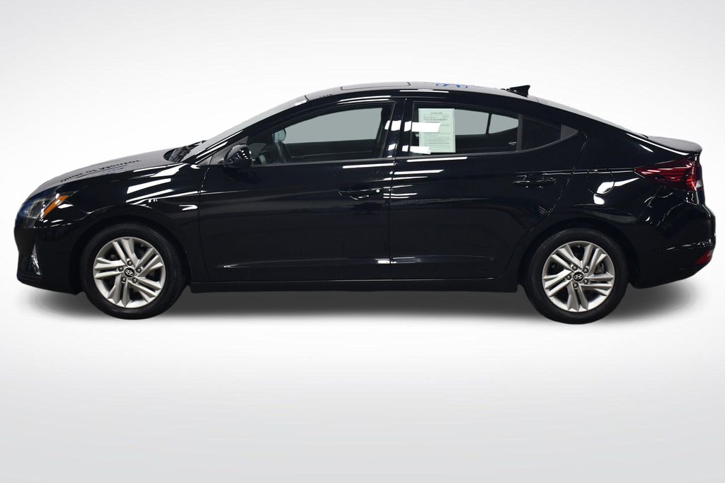 Thumbnail: 2019 Hyundai Elantra - 2