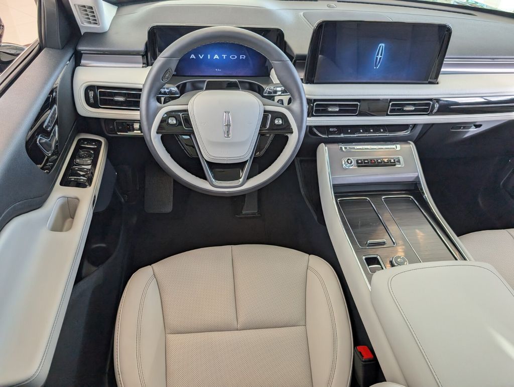 new 2026 Lincoln Aviator car, priced at $61,385