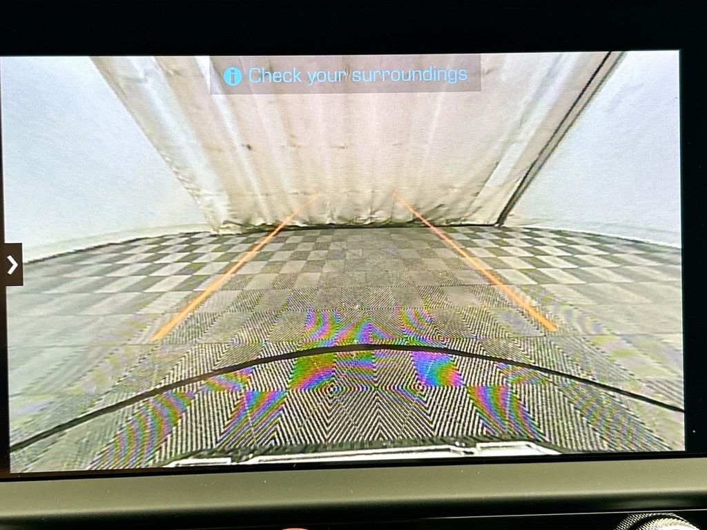 Thumbnail: 2026 Porsche Macan - 18