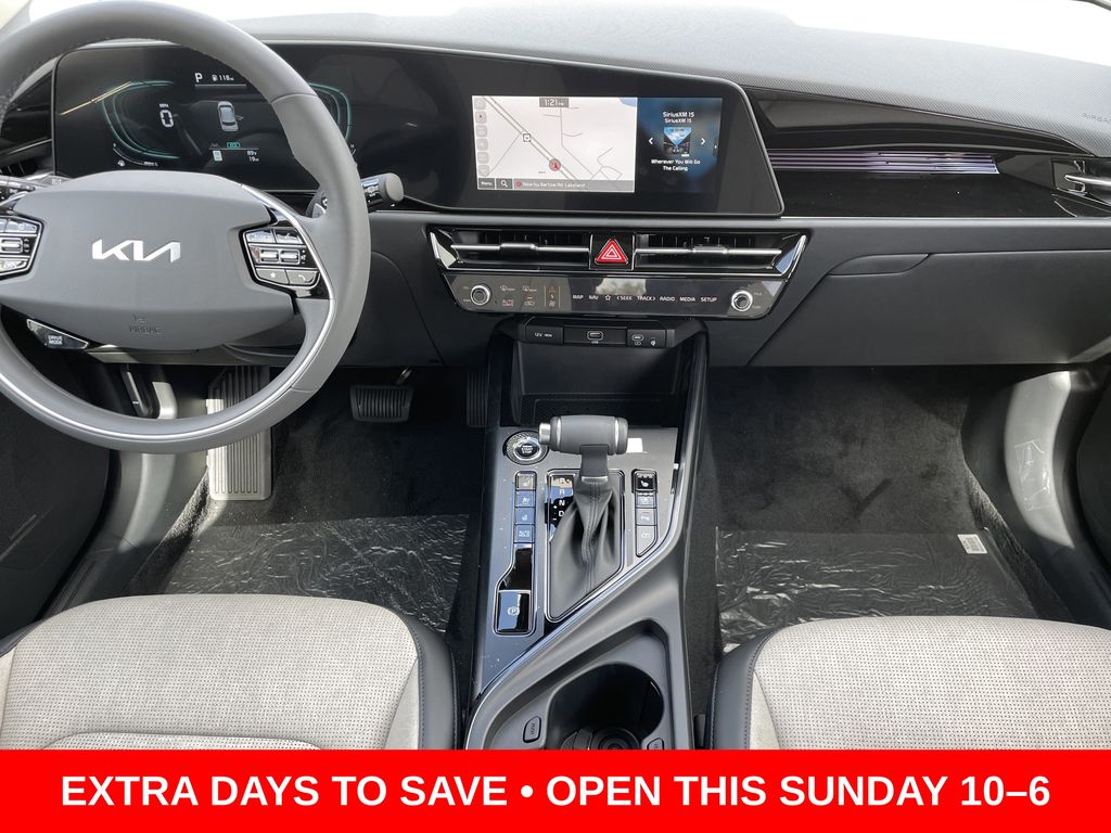 new 2025 Kia Niro car, priced at $27,646