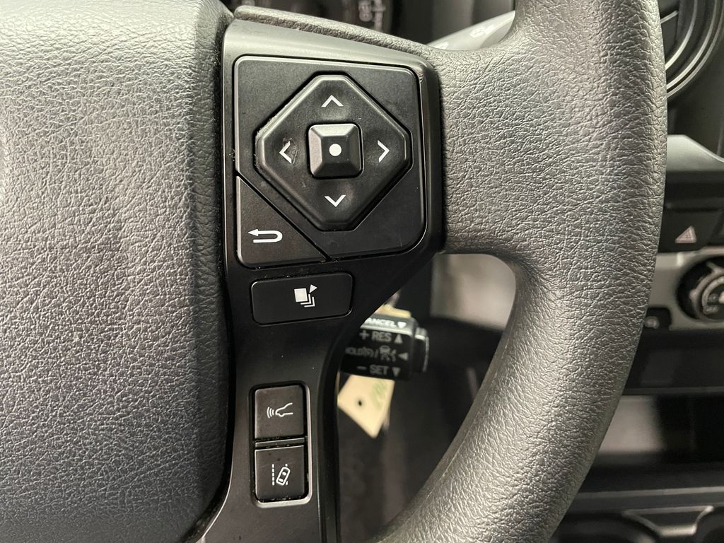 Thumbnail: 2019 Toyota Tacoma - 30